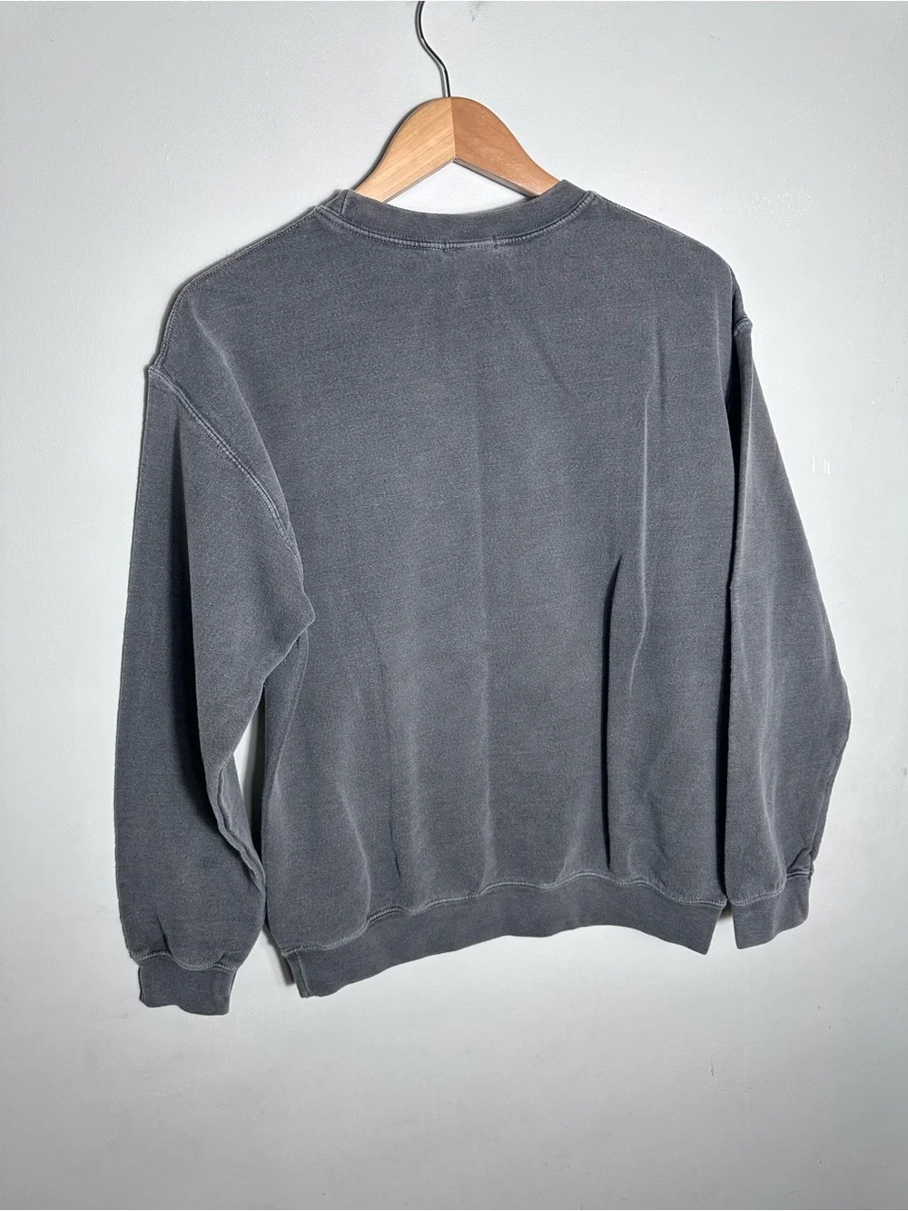 Running Club NYC graphic Gray washed Crewneck Sweatshirt